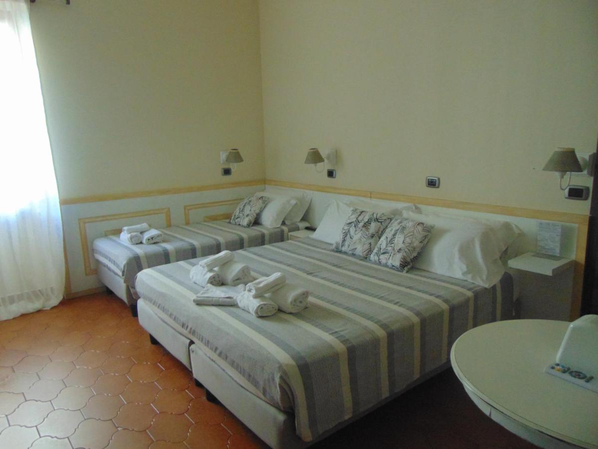 L'Antico Borgo Elena Noli Hotel Eksteriør billede